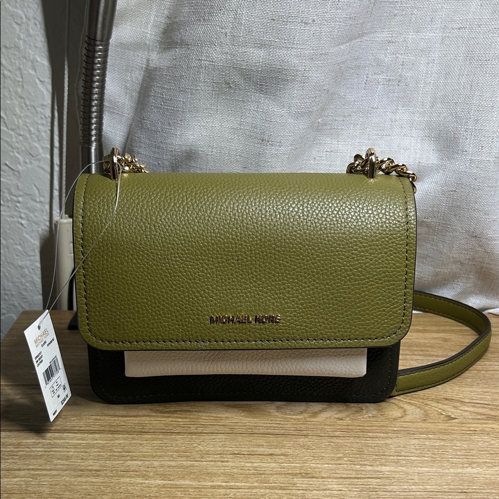 Brand New Michael Kors Two-Tone Pstachio MLT Leather Crossbody Bag MSRP $258